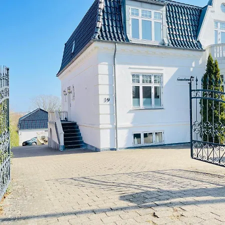 Aday - Firenze - Cozy Homely Bed & Breakfast Aalborg